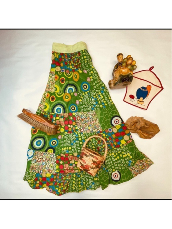 Roman Art Co Other - TABLEAU CARNIVAL 6 VINTAGE CURATED ITEMS
